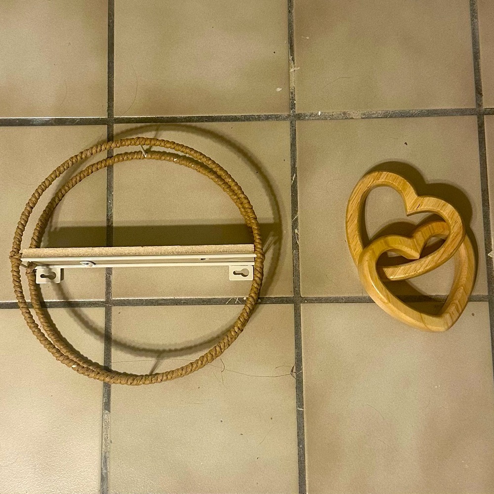 Circle and heart decor